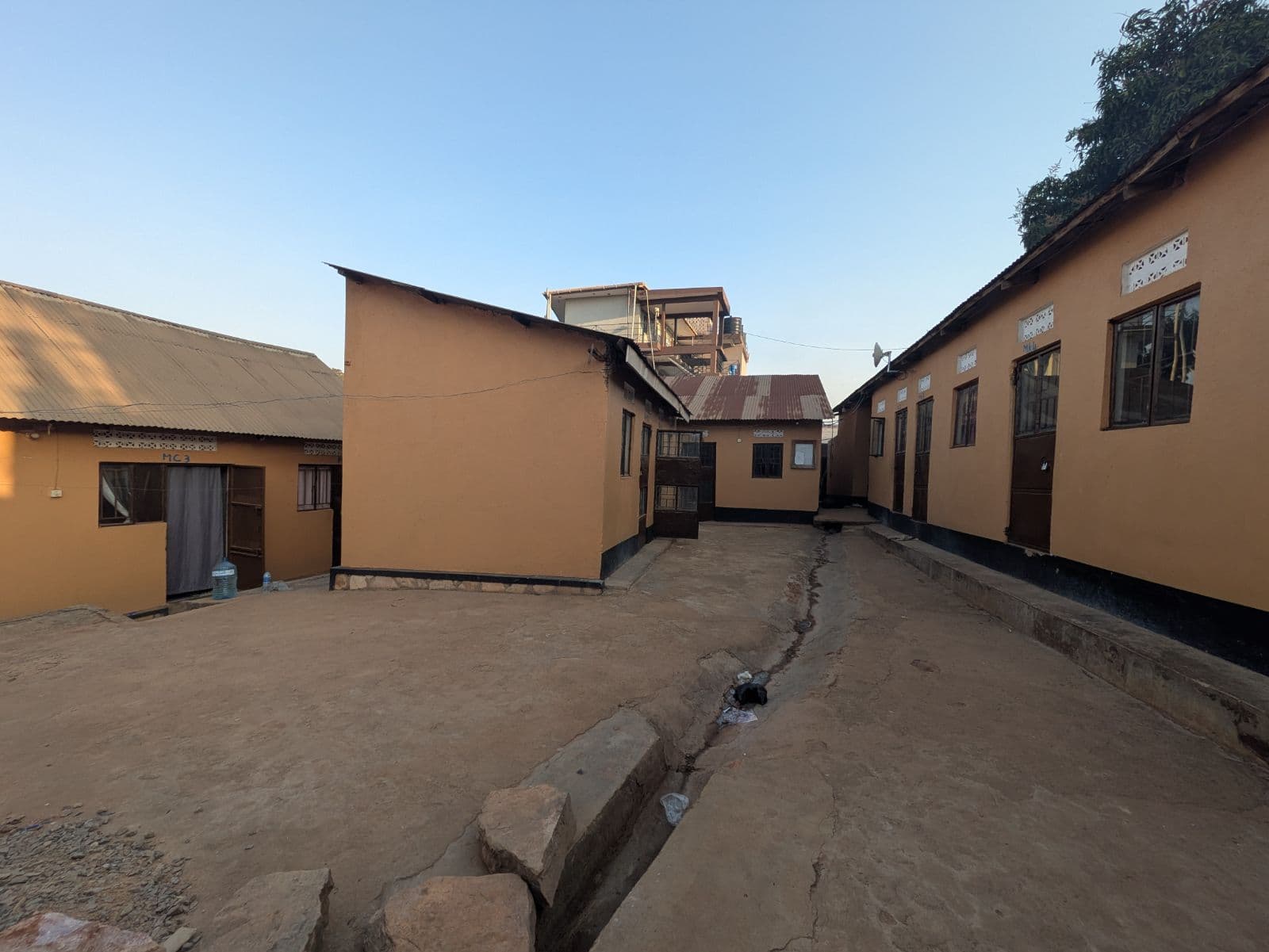 S & O hostel