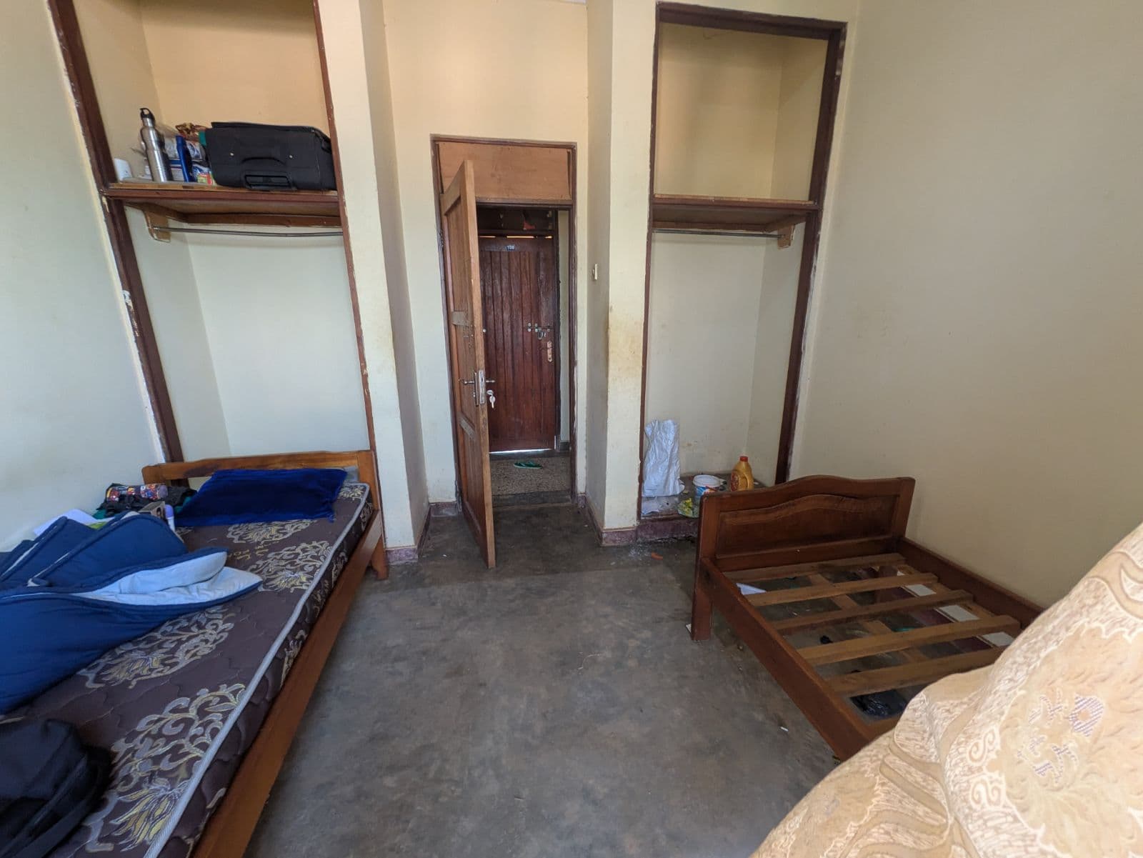 Bavana Hostel